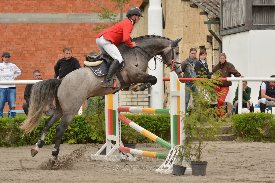 Skoková soutěž dvoufázové skákání 110/120 cm