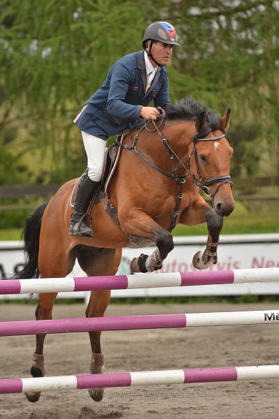 Skoková soutěž dvoufázové skákání 110/120 cm