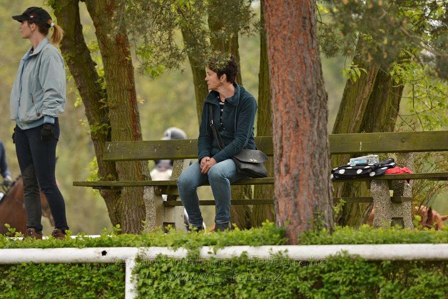 Skoková soutěž dvoufázové skákání 110/120 cm