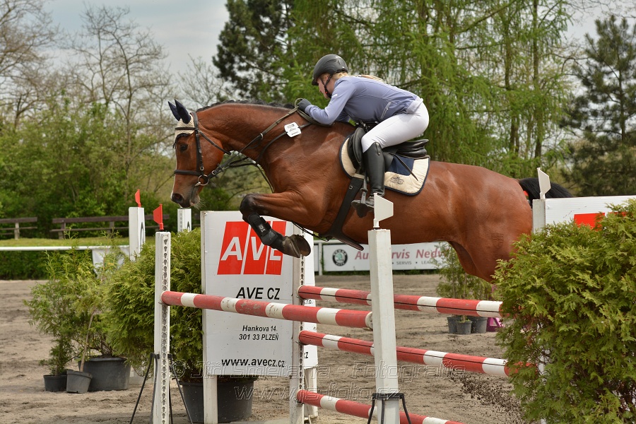 Skoková soutěž dvoufázové skákání 110/120 cm