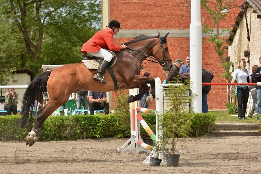 Skoková soutěž dvoufázové skákání 110/120 cm