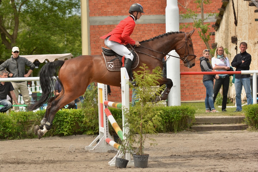 Skoková soutěž dvoufázové skákání 110/120 cm