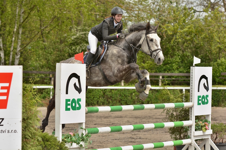 Skoková soutěž dvoufázové skákání 110/120 cm