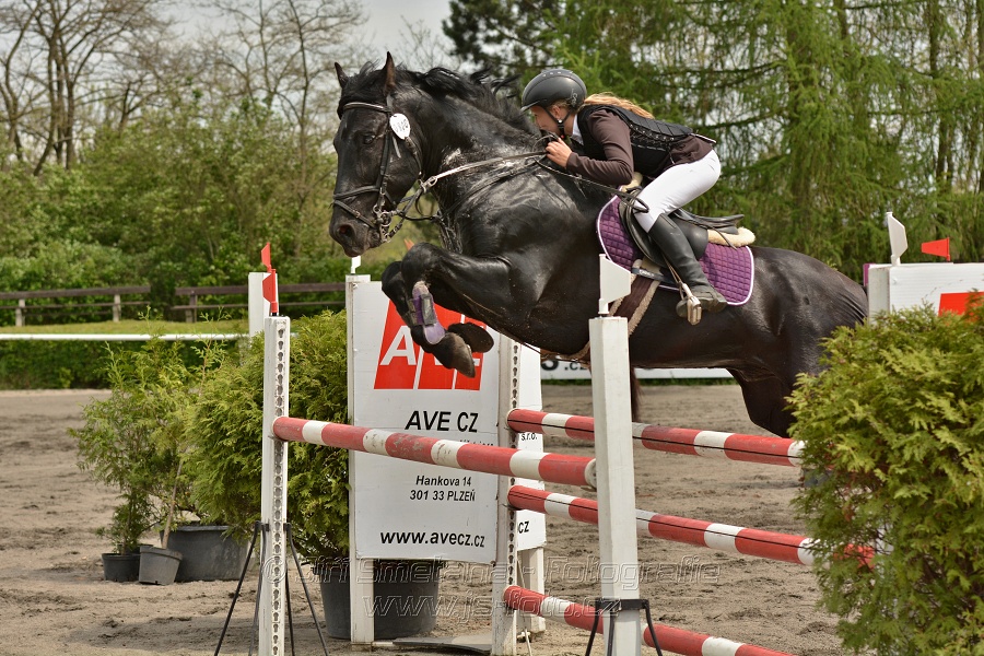 Skoková soutěž dvoufázové skákání 110/120 cm