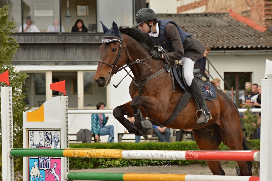 Skoková soutěž dvoufázové skákání 110/120 cm