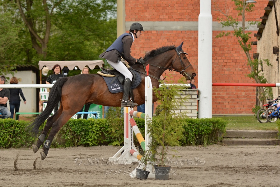 Skoková soutěž dvoufázové skákání 110/120 cm