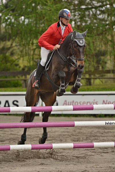 Skoková soutěž dvoufázové skákání 110/120 cm