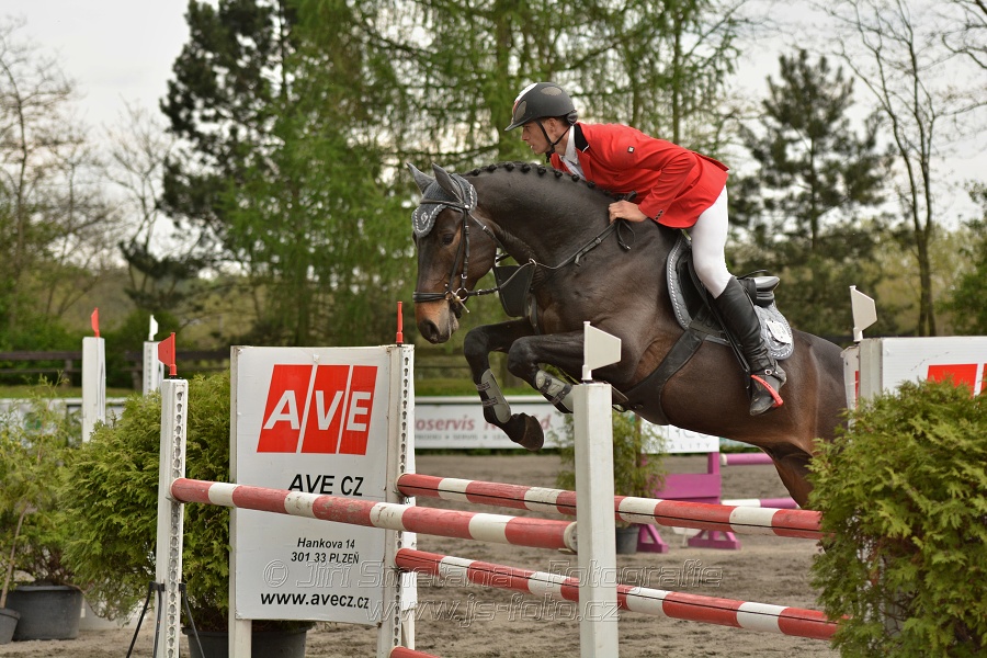 Skoková soutěž dvoufázové skákání 110/120 cm