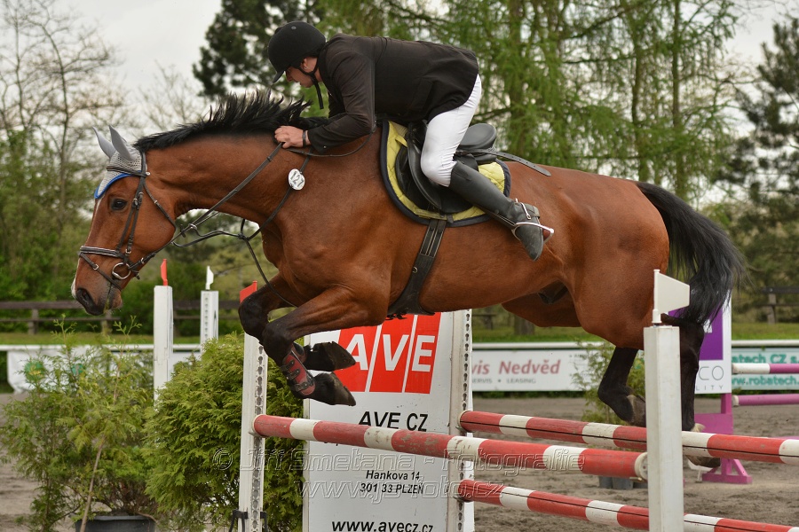 Skoková soutěž dvoufázové skákání 110/120 cm