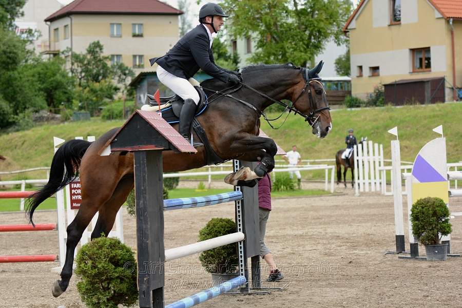 Skoková soutěž stupně “L**”, otevřená soutěž