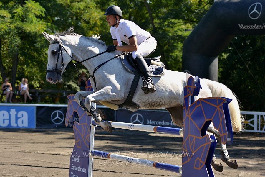 Skoková soutěž stupně „S**“