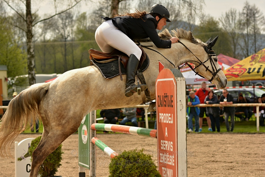 Skoková soutěž stupně „ZL“, bez rozeskakování