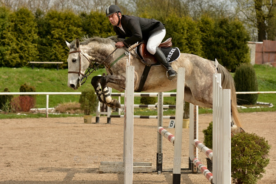 Skoková soutěž stupně „ZL“, bez rozeskakování