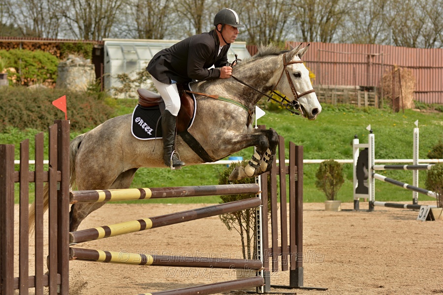 Skoková soutěž stupně „ZL“, bez rozeskakování