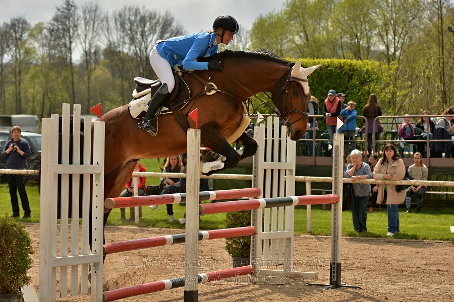 Skoková soutěž stupně „ZL“, bez rozeskakování