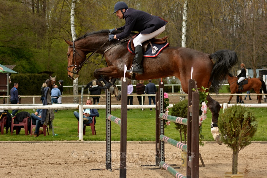 Skoková soutěž stupně „ZL“, bez rozeskakování