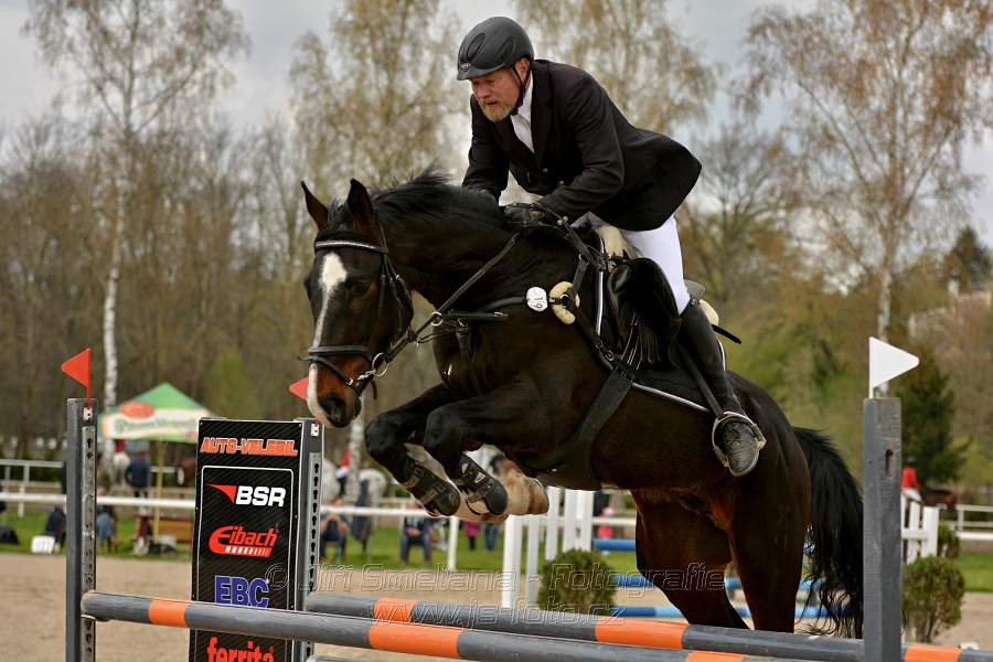 Skoková soutěž stupně „ZL“, bez rozeskakování