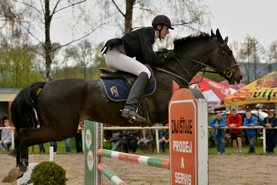 Skoková soutěž stupně „ZL“, bez rozeskakování