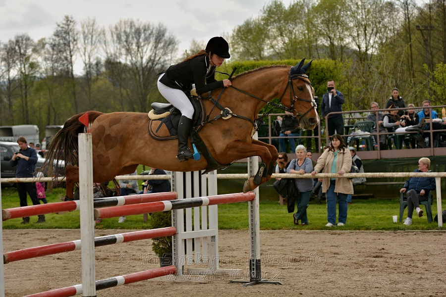 Skoková soutěž stupně „ZL“, bez rozeskakování