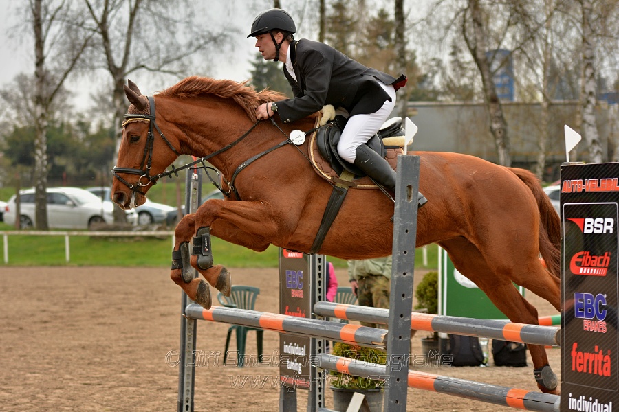 Skoková soutěž „Stupňovaná obtížnost do 100 cm“