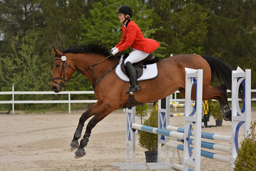 Skoková soutěž Stupňováná obtížnost do 100 cm