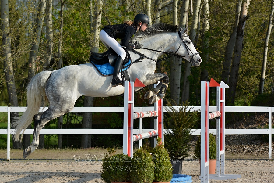 Skoková soutěž stupně „S*“ s návazným rozeskaková$