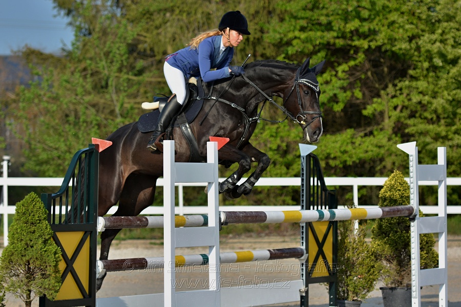 Skoková soutěž stupně „S*“ s návazným rozeskaková$