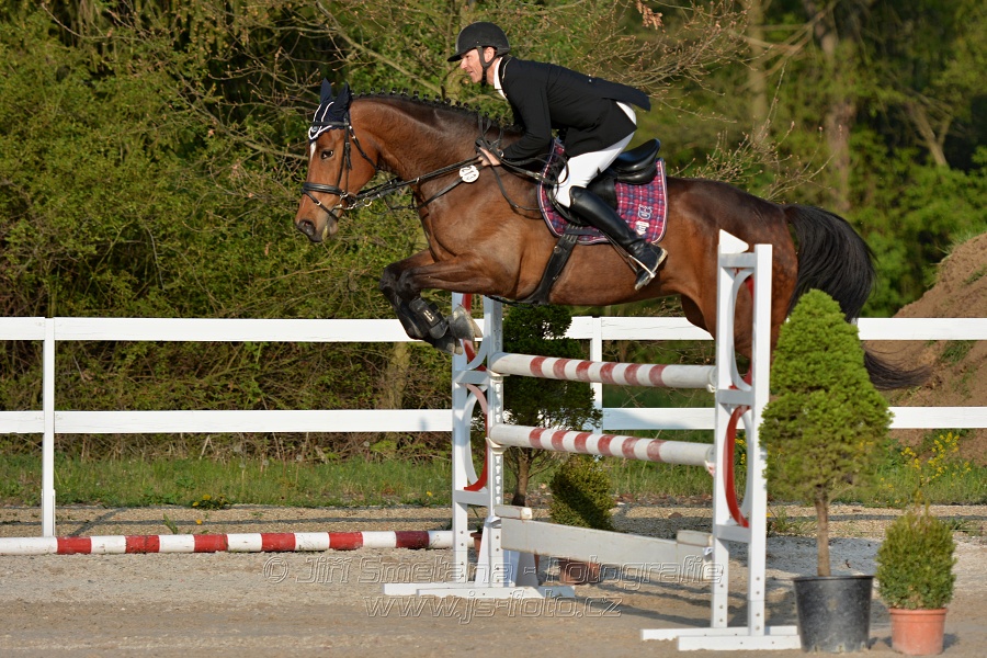 Skoková soutěž stupně „S*“ s návazným rozeskaková$