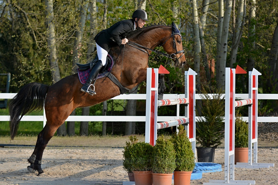 Skoková soutěž stupně „S*“ s návazným rozeskaková$