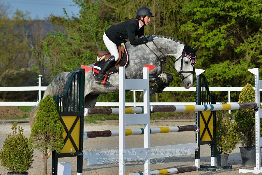 Skoková soutěž stupně „S*“ s návazným rozeskaková$