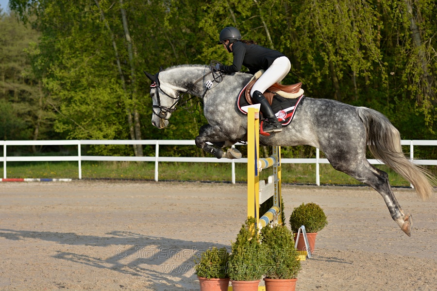 Skoková soutěž stupně „S*“ s návazným rozeskaková$