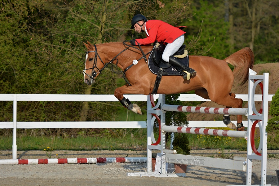 Skoková soutěž stupně „S*“ s návazným rozeskaková$