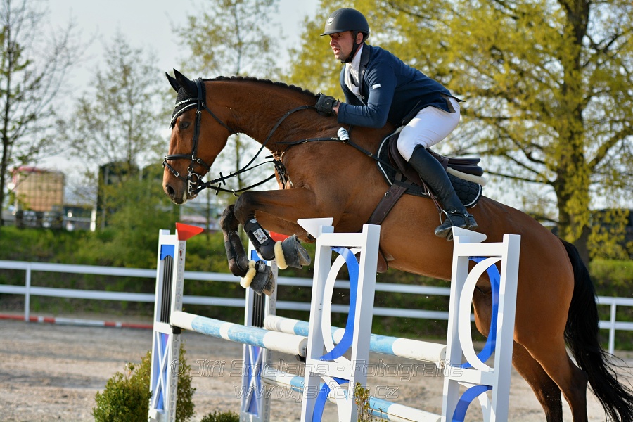 Skoková soutěž stupně „S*“ s návazným rozeskaková$