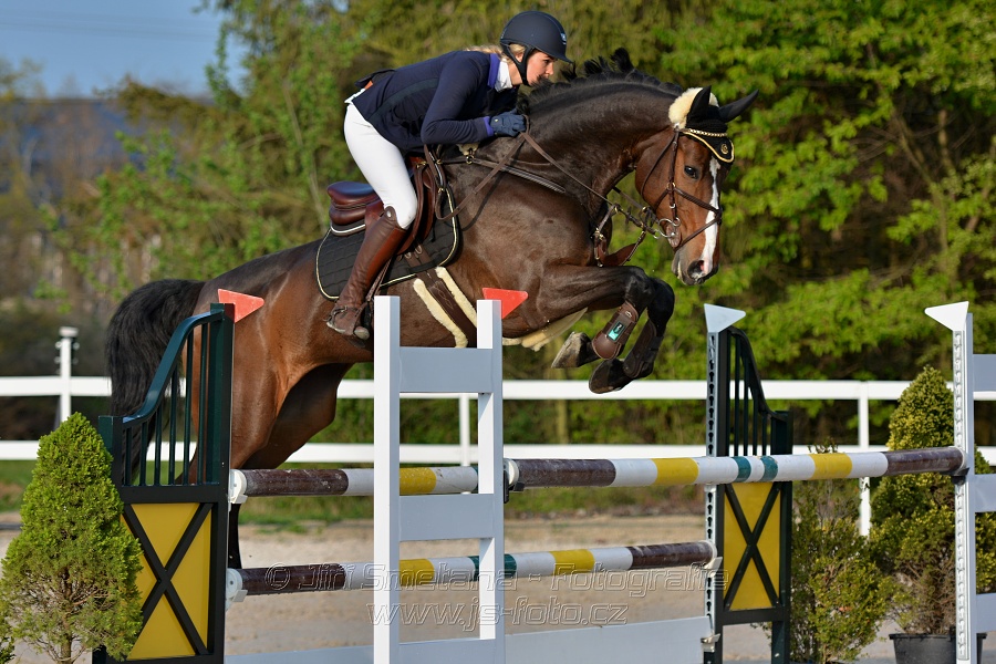 Skoková soutěž stupně „S*“ s návazným rozeskaková$