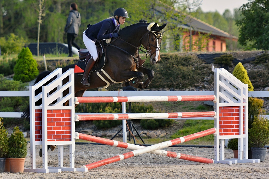 Skoková soutěž stupně „S*“ s návazným rozeskaková$