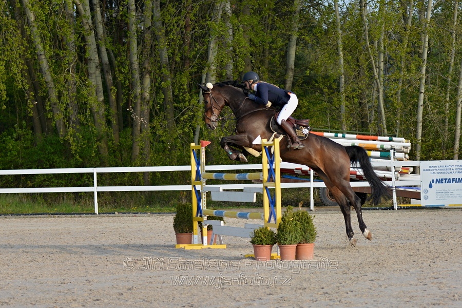 Skoková soutěž stupně „S*“ s návazným rozeskaková$