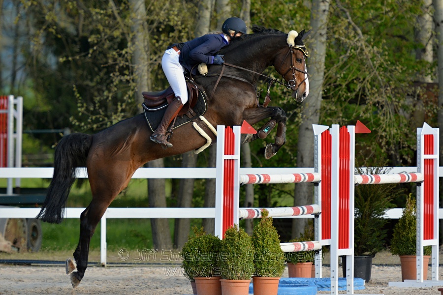 Skoková soutěž stupně „S*“ s návazným rozeskaková$