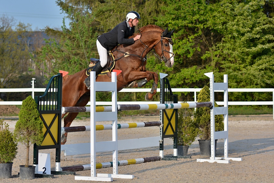 Skoková soutěž stupně „S*“ s návazným rozeskaková$