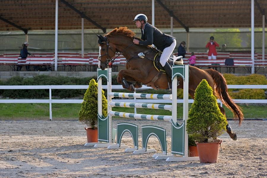 Skoková soutěž stupně „S*“ s návazným rozeskaková$