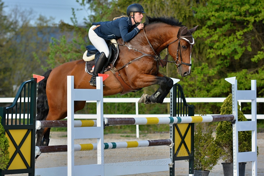 Skoková soutěž stupně „S*“ s návazným rozeskaková$