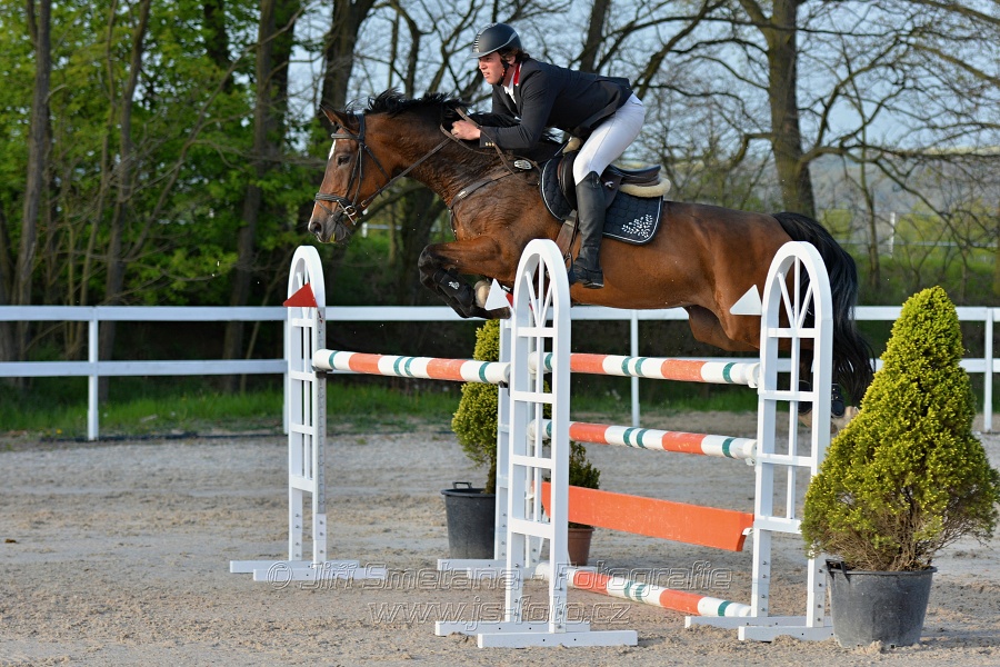 Skoková soutěž stupně „S*“ s návazným rozeskaková$