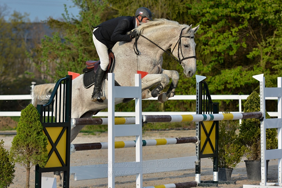 Skoková soutěž stupně „S*“ s návazným rozeskaková$