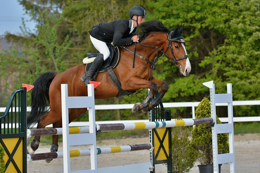 Skoková soutěž stupně „S*“ s návazným rozeskaková$