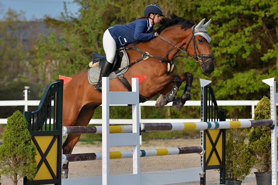 Skoková soutěž stupně „S*“ s návazným rozeskaková$