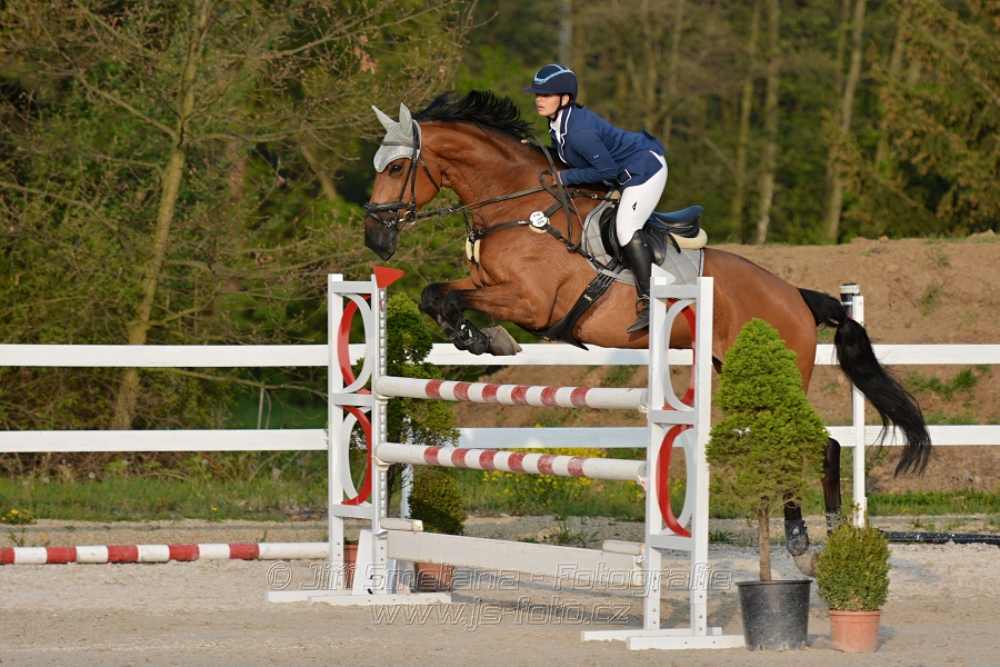 Skoková soutěž stupně „S*“ s návazným rozeskaková$