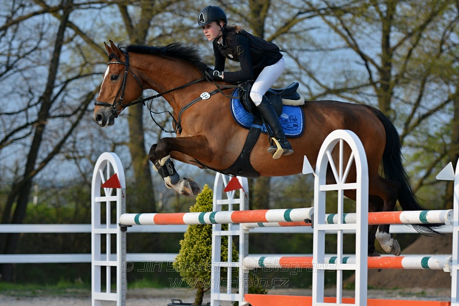 Skoková soutěž stupně „S*“ s návazným rozeskaková$