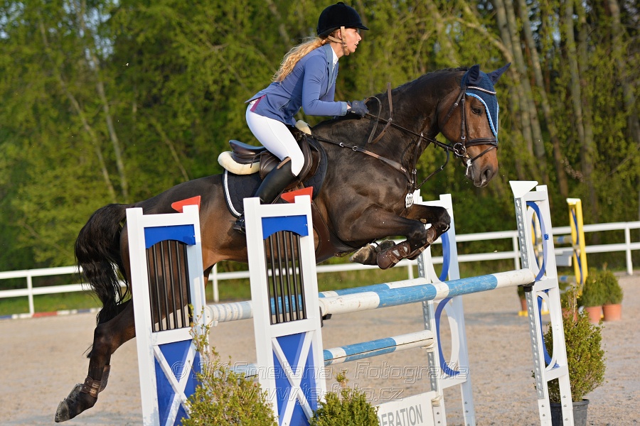 Skoková soutěž stupně „S*“ s návazným rozeskaková$