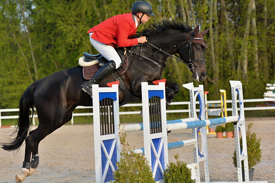 Skoková soutěž stupně „S*“ s návazným rozeskaková$