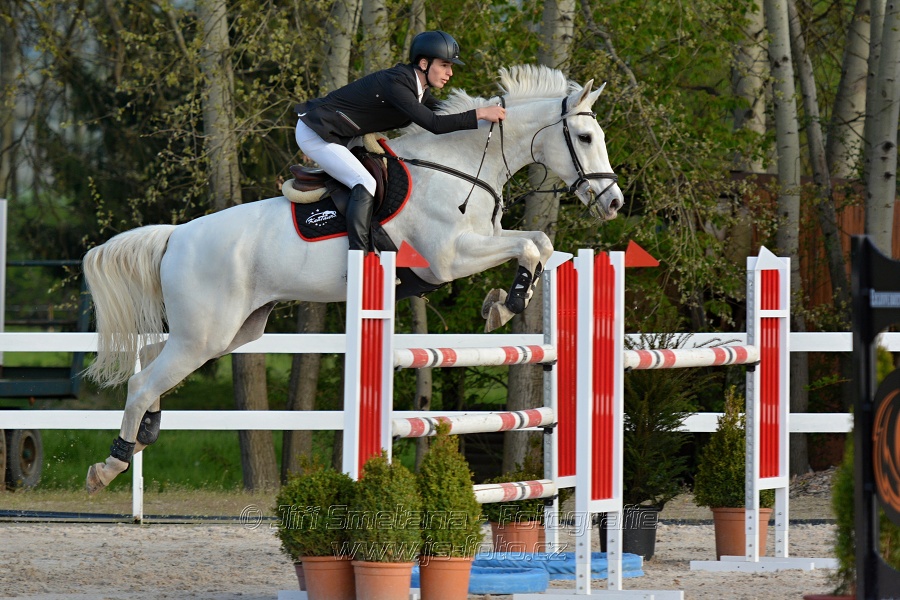 Skoková soutěž stupně „S*“ s návazným rozeskaková$