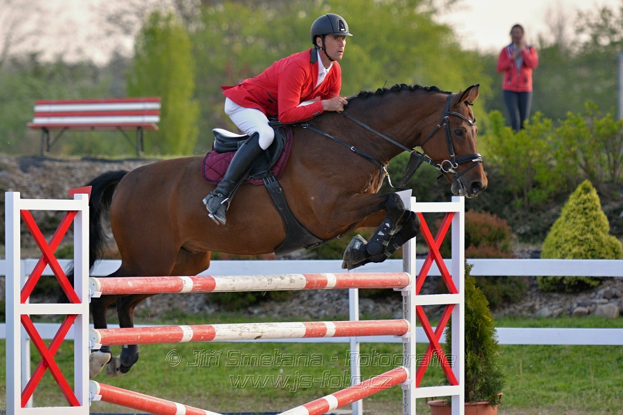 Skoková soutěž stupně „S*“ s návazným rozeskaková$